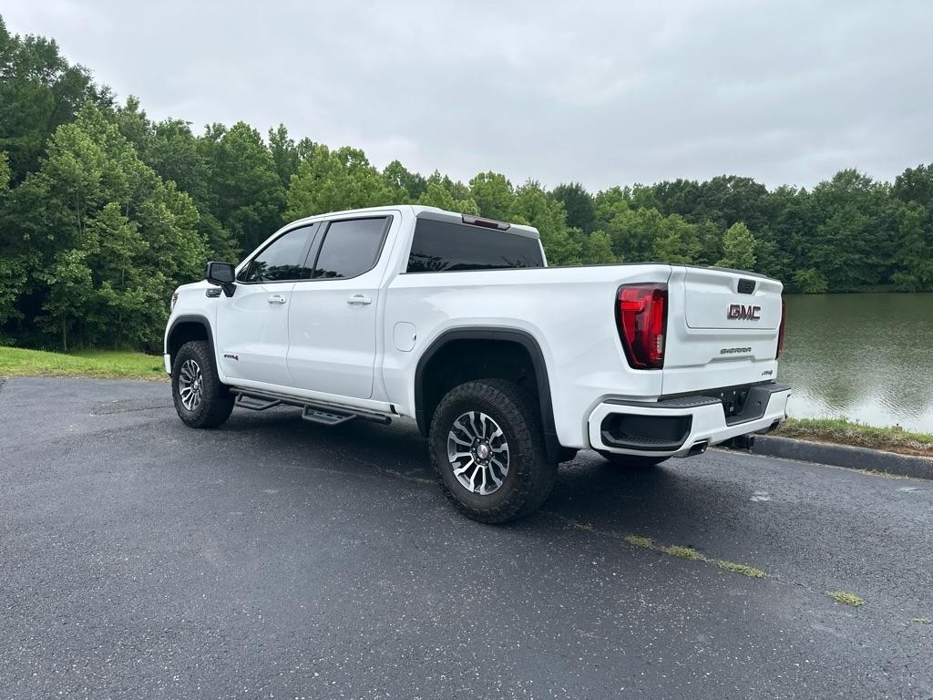 GMC Sierra 1500 4WD Crew Cab 147" AT4 2021
