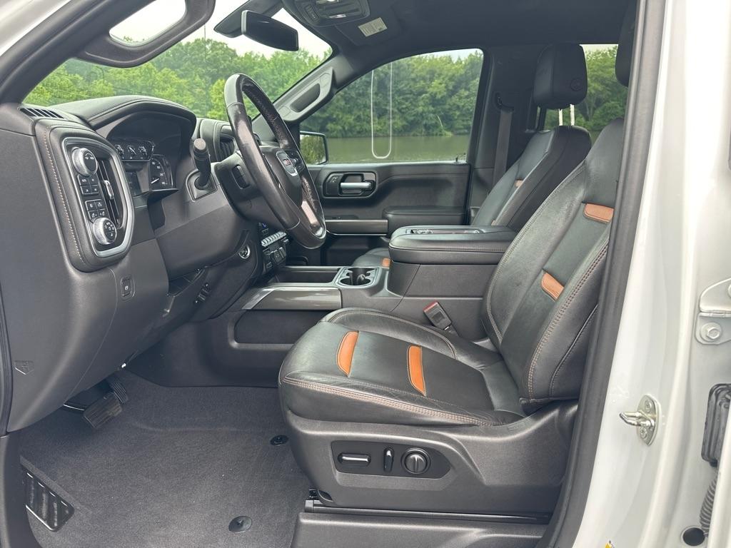 GMC Sierra 1500 4WD Crew Cab 147" AT4 2021