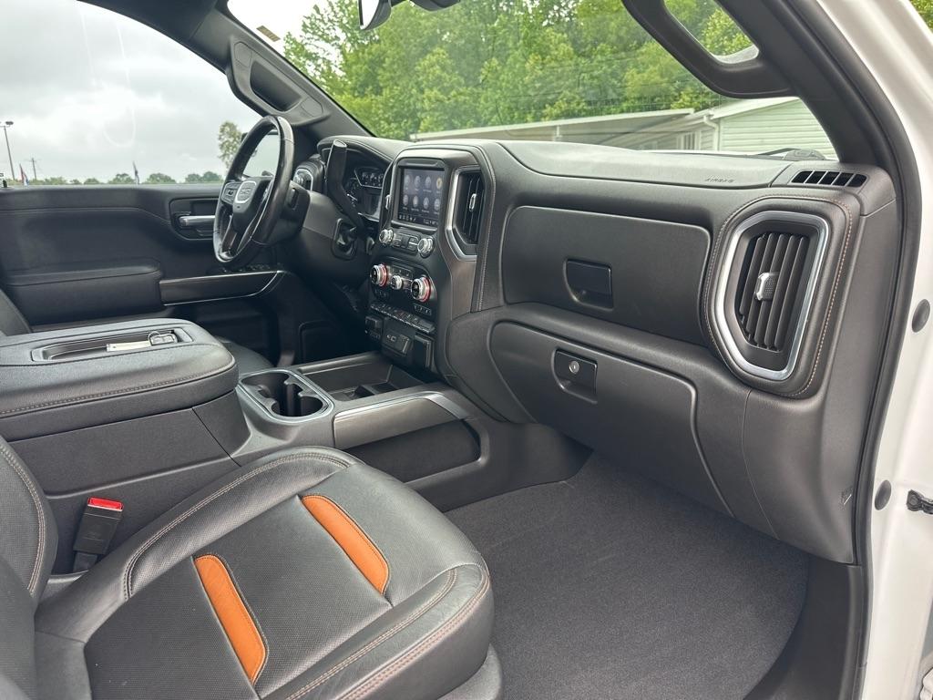 GMC Sierra 1500 4WD Crew Cab 147" AT4 2021