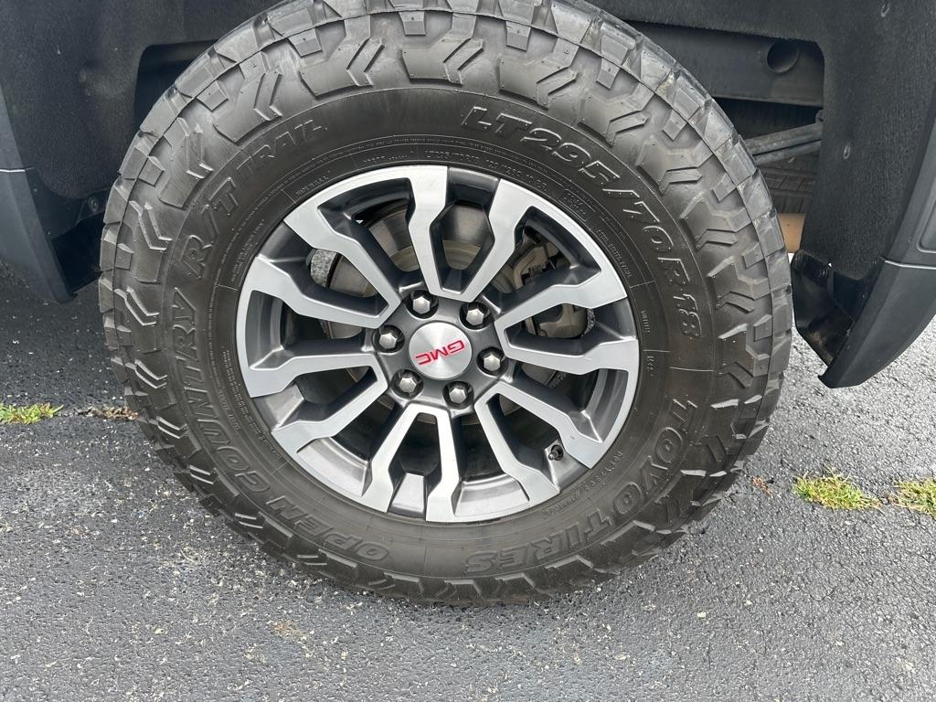 GMC Sierra 1500 4WD Crew Cab 147" AT4 2021