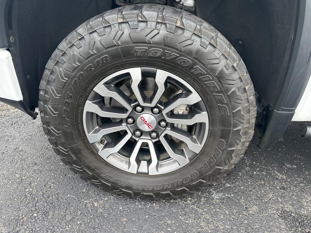 GMC Sierra 1500 4WD Crew Cab 147" AT4 2021