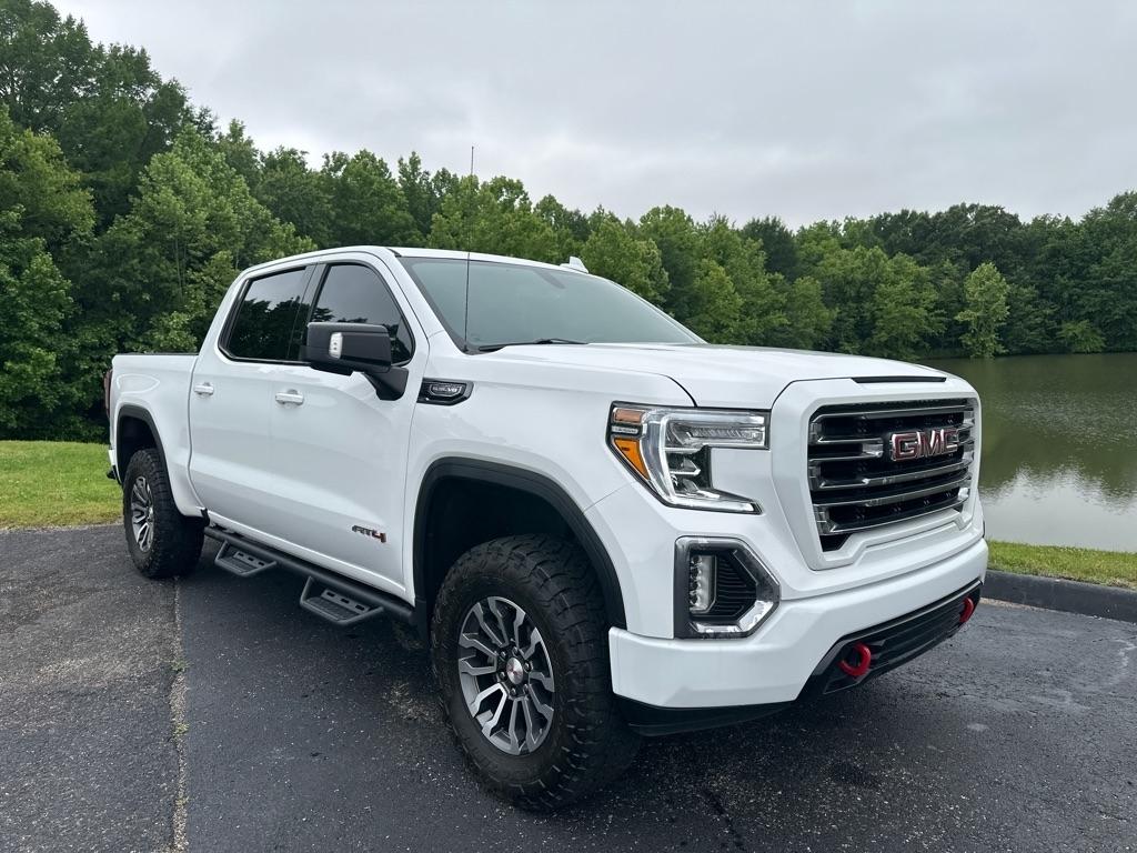 GMC Sierra 1500 4WD Crew Cab 147" AT4 2021