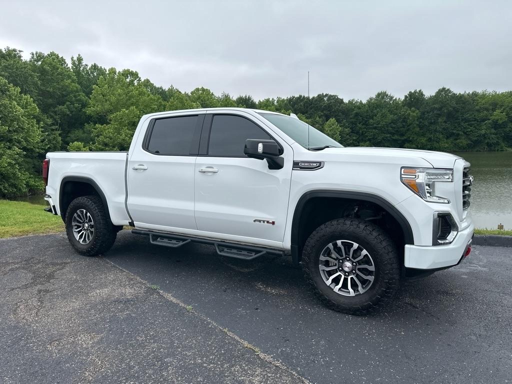 GMC Sierra 1500 4WD Crew Cab 147" AT4 2021