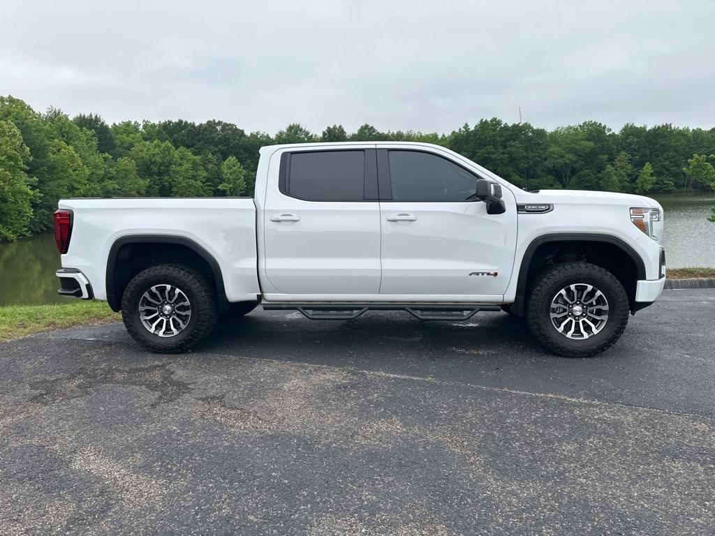 GMC Sierra 1500 4WD Crew Cab 147" AT4 2021