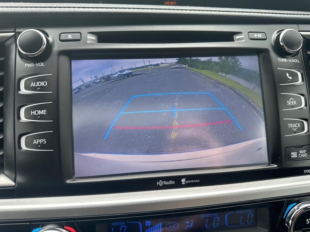 Toyota Highlander AWD 4dr V6 XLE (Natl) 2015
