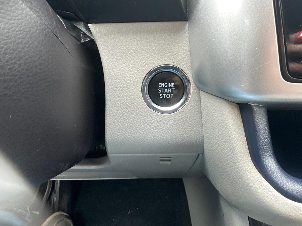 Toyota Highlander AWD 4dr V6 XLE (Natl) 2015