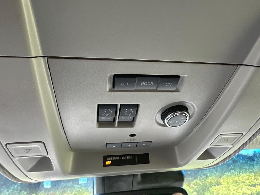 GMC Yukon 4WD 4dr Denali 2015