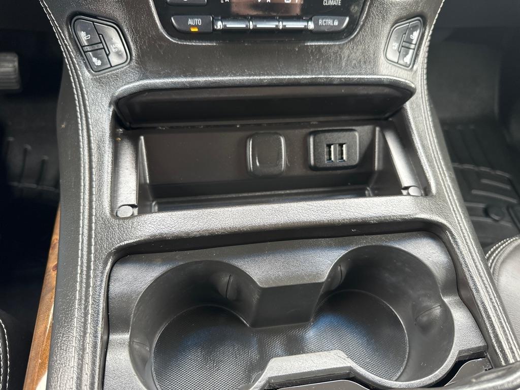 GMC Yukon 4WD 4dr Denali 2015