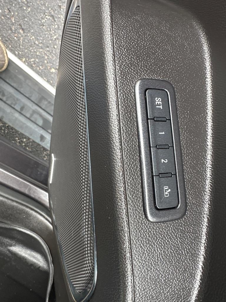 GMC Yukon 4WD 4dr Denali 2015