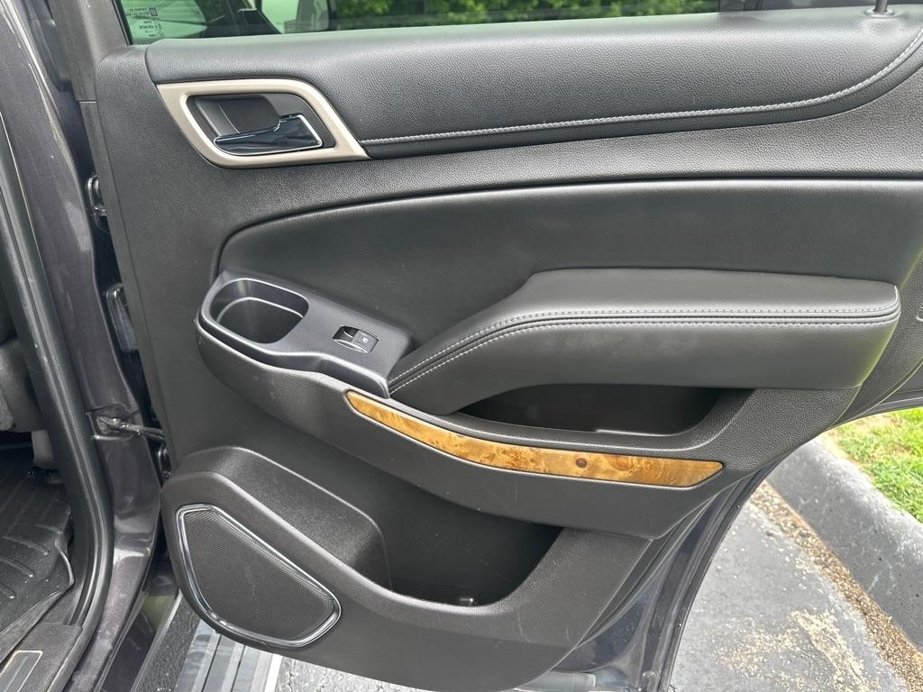 GMC Yukon 4WD 4dr Denali 2015