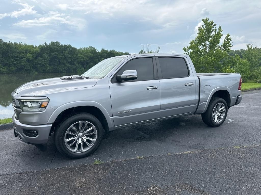 RAM 1500 Laramie 4x4 Crew Cab 5'7" Box 2022