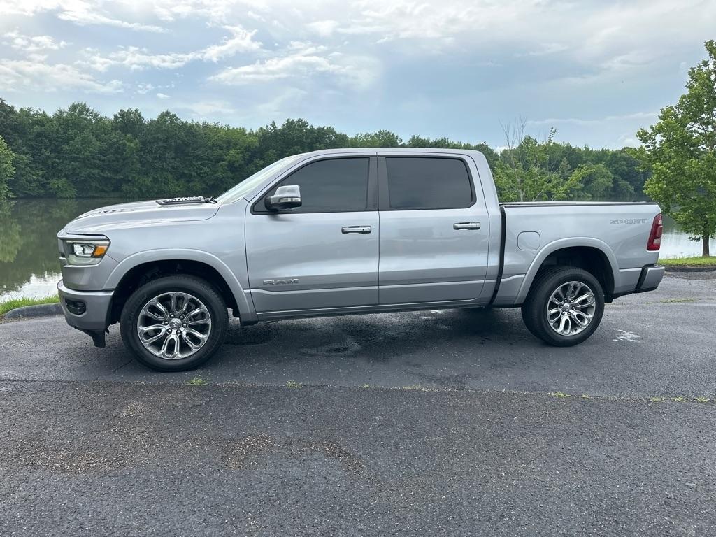 RAM 1500 Laramie 4x4 Crew Cab 5'7" Box 2022