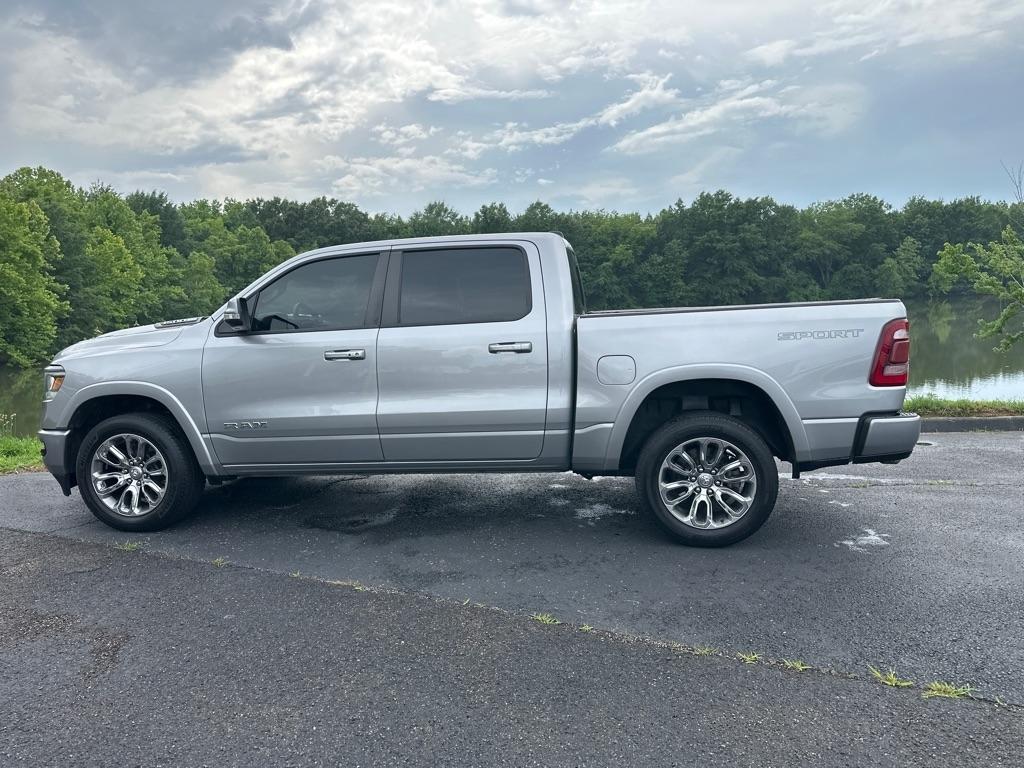 RAM 1500 Laramie 4x4 Crew Cab 5'7" Box 2022