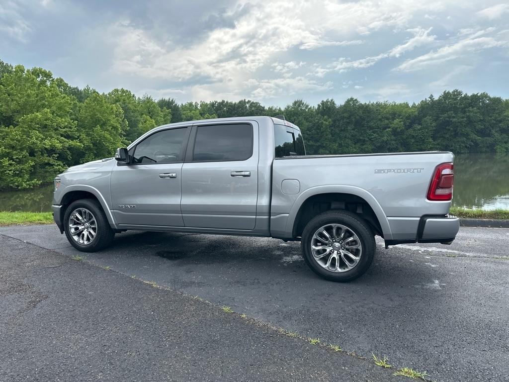 RAM 1500 Laramie 4x4 Crew Cab 5'7" Box 2022