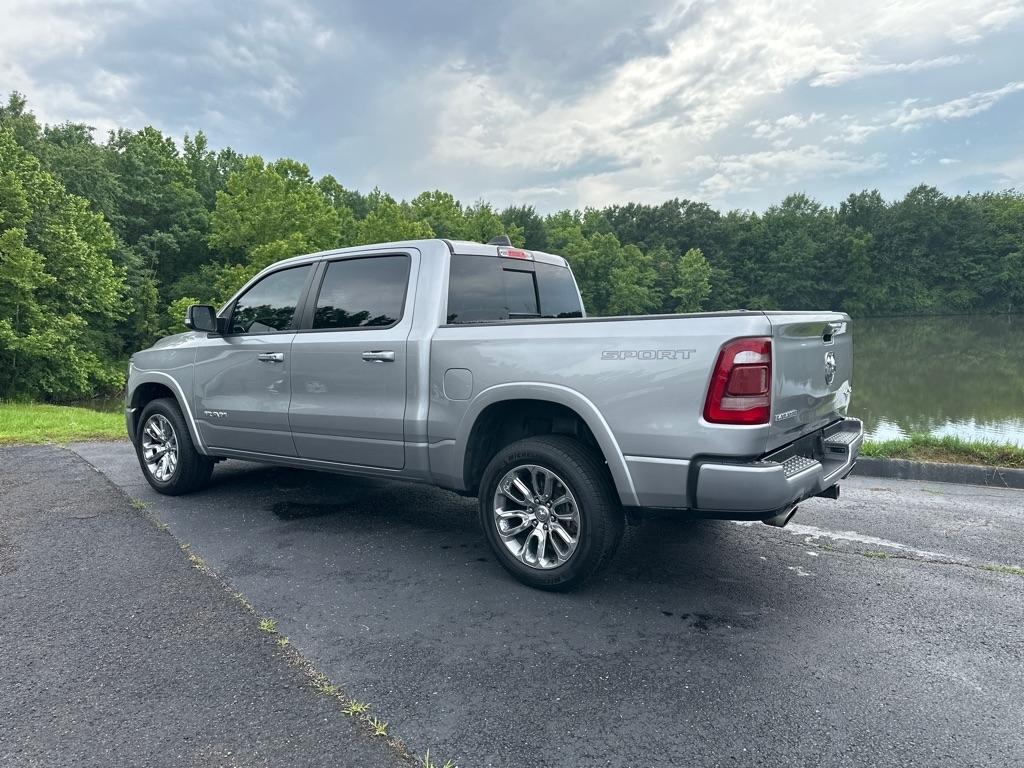 RAM 1500 Laramie 4x4 Crew Cab 5'7" Box 2022