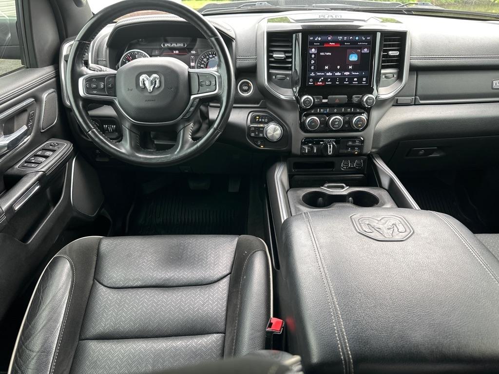 RAM 1500 Laramie 4x4 Crew Cab 5'7" Box 2022