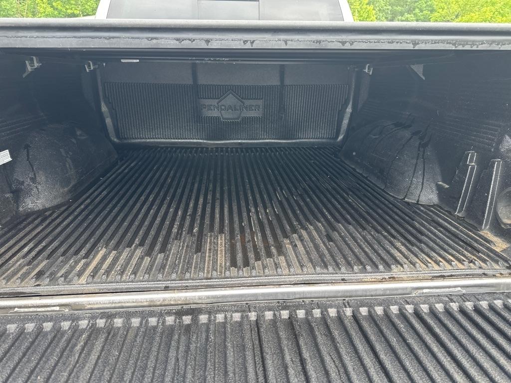 RAM 1500 Laramie 4x4 Crew Cab 5'7" Box 2022