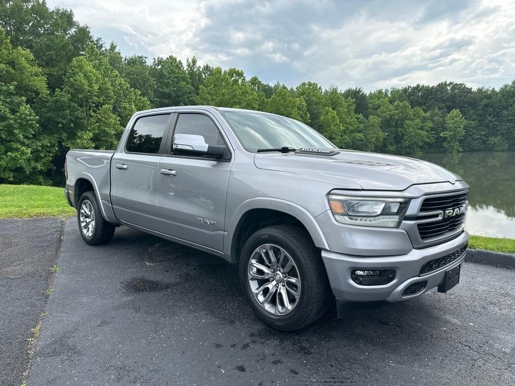RAM 1500 Laramie 4x4 Crew Cab 5'7" Box 2022