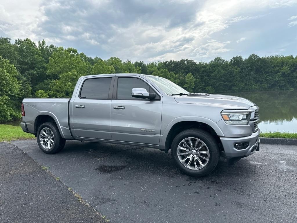 RAM 1500 Laramie 4x4 Crew Cab 5'7" Box 2022