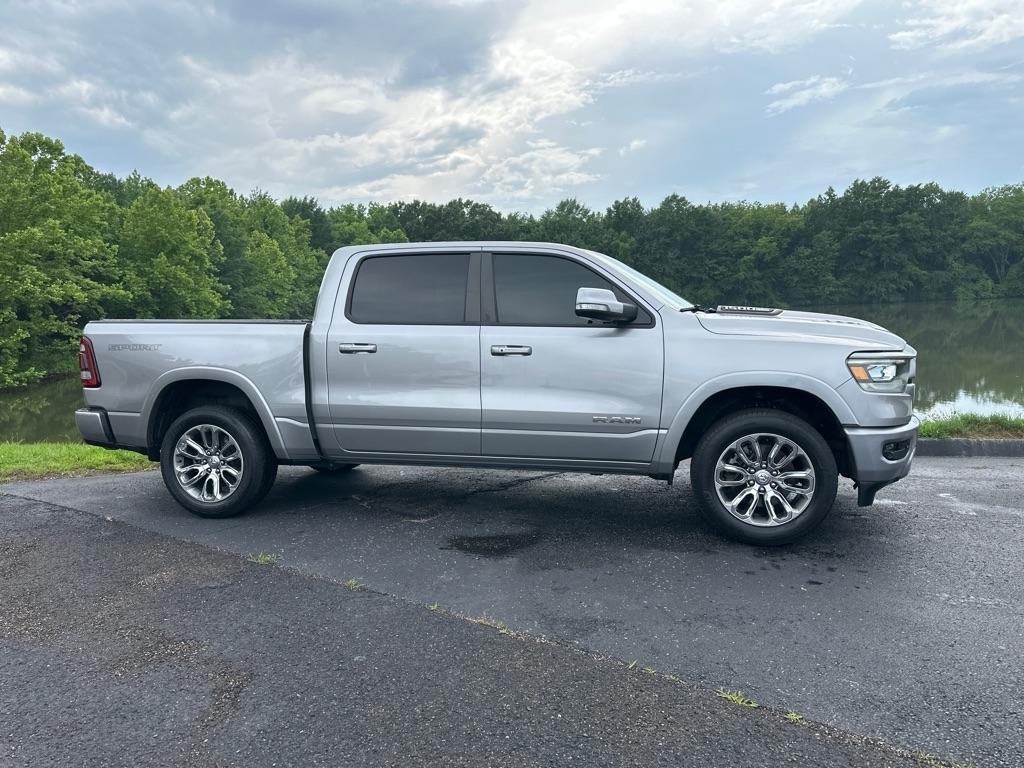 RAM 1500 Laramie 4x4 Crew Cab 5'7" Box 2022