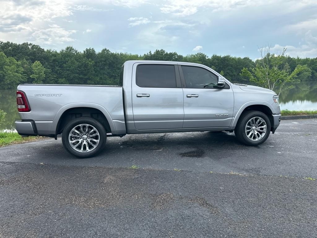 RAM 1500 Laramie 4x4 Crew Cab 5'7" Box 2022