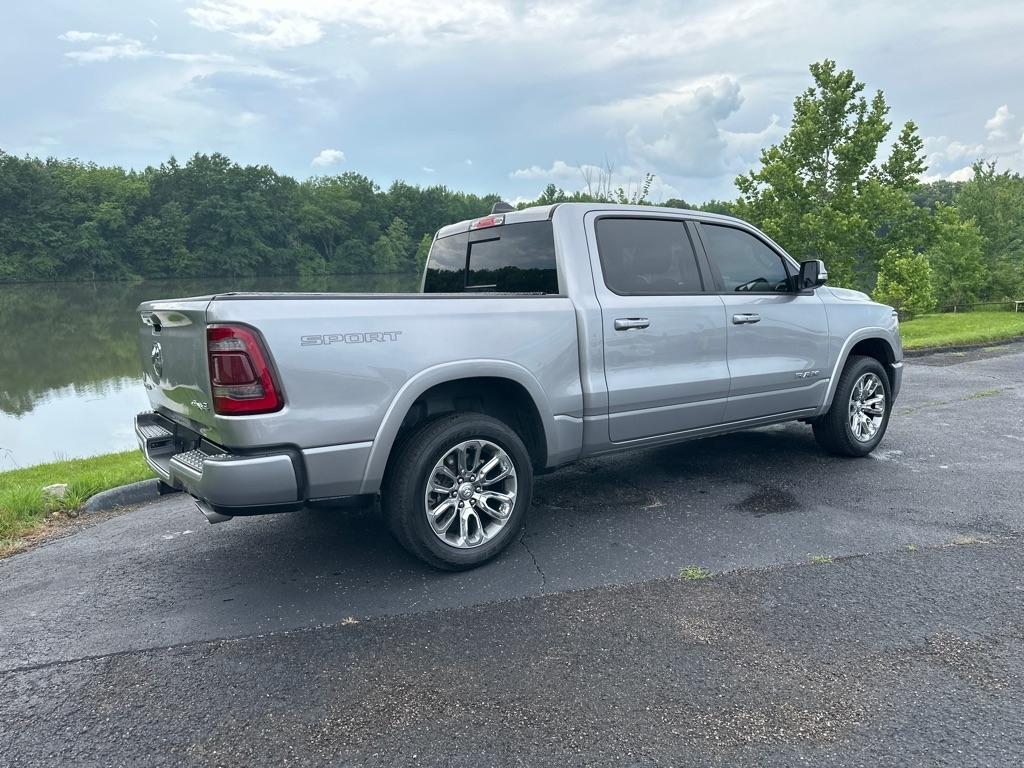 RAM 1500 Laramie 4x4 Crew Cab 5'7" Box 2022