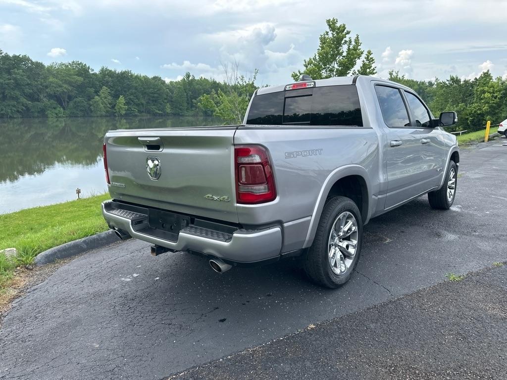 RAM 1500 Laramie 4x4 Crew Cab 5'7" Box 2022