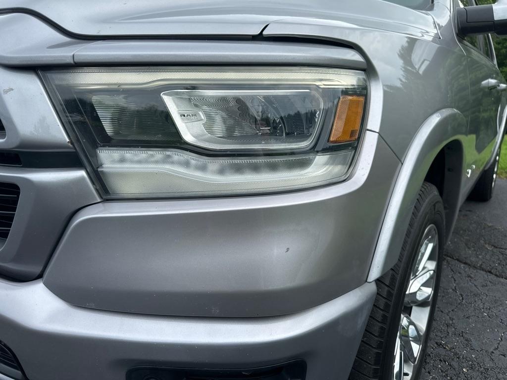 RAM 1500 Laramie 4x4 Crew Cab 5'7" Box 2022