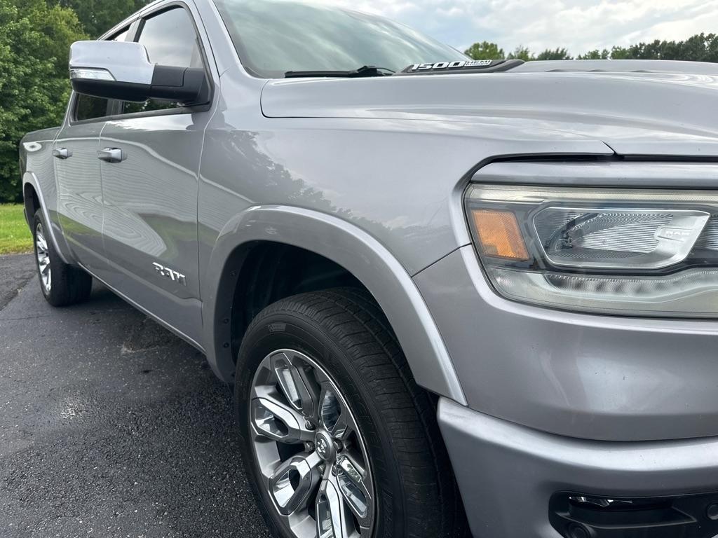 RAM 1500 Laramie 4x4 Crew Cab 5'7" Box 2022