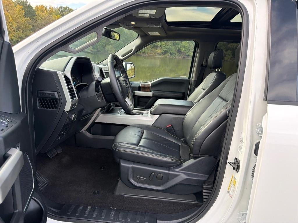 Ford F-150 SuperCrew 139" Lariat 4WD 2020