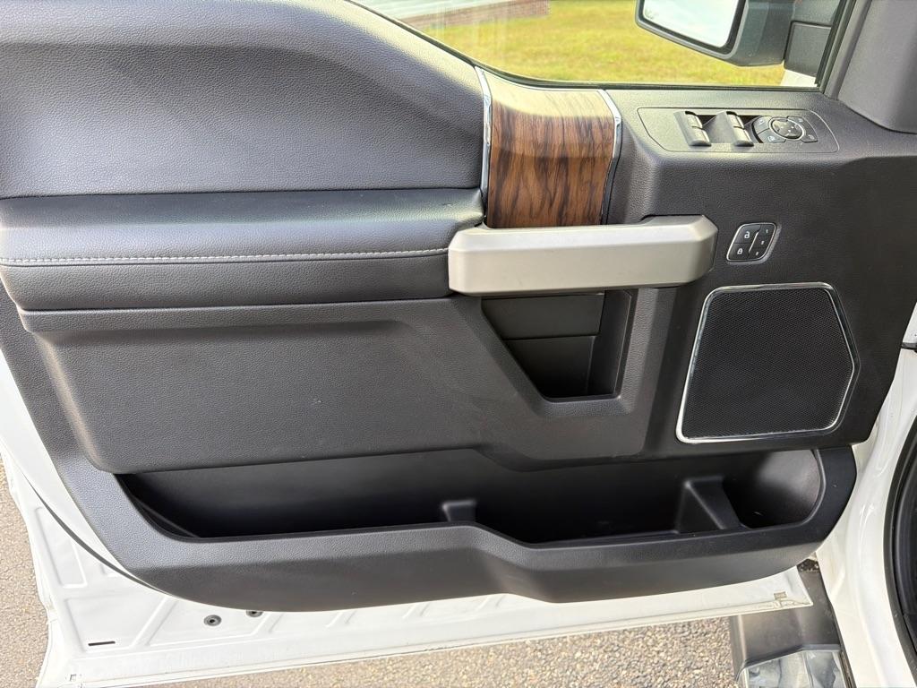 Ford F-150 SuperCrew 139" Lariat 4WD 2020