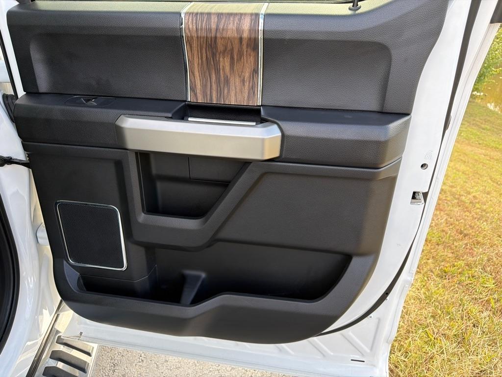 Ford F-150 SuperCrew 139" Lariat 4WD 2020