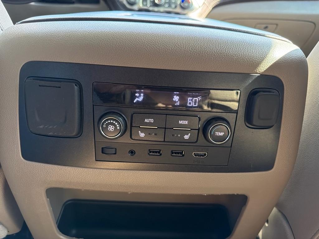 Chevrolet Tahoe 4WD 4dr Premier 2020