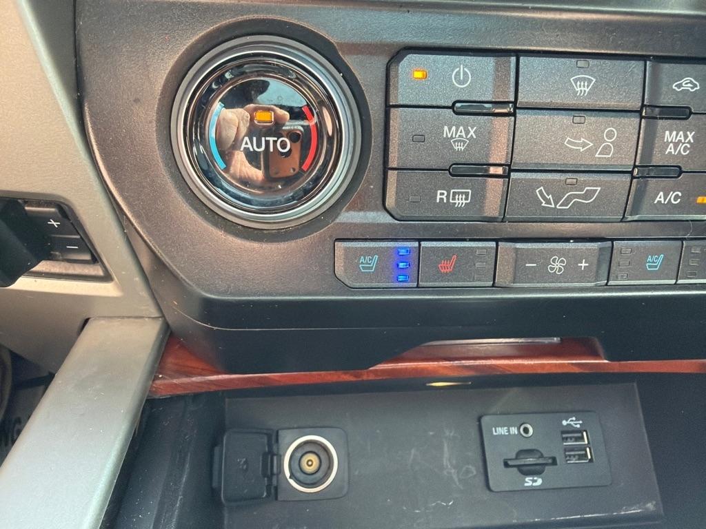 Ford F-150 4WD SuperCrew 145" King Ranch 2015