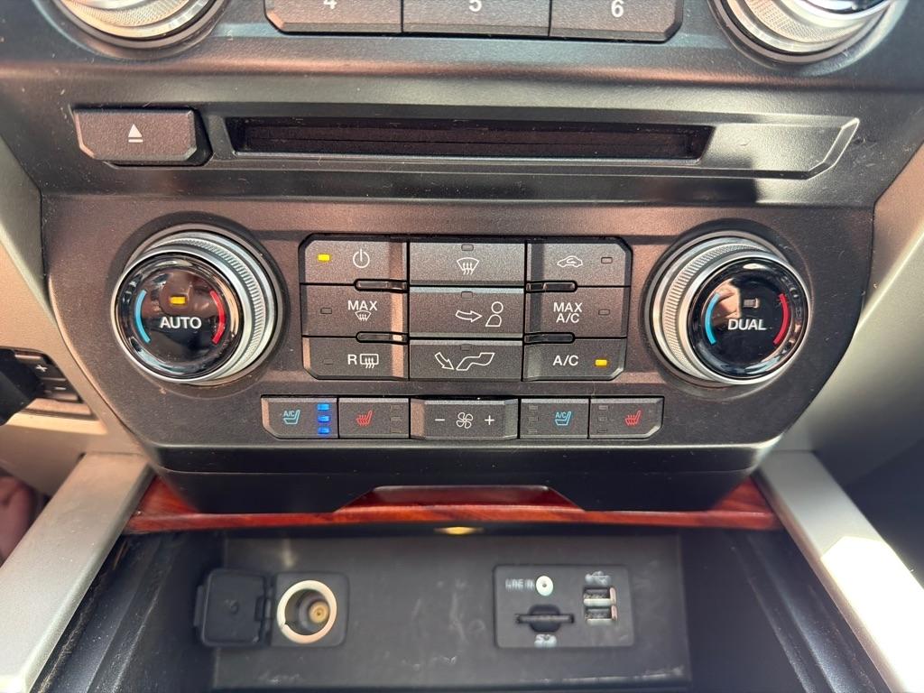 Ford F-150 4WD SuperCrew 145" King Ranch 2015