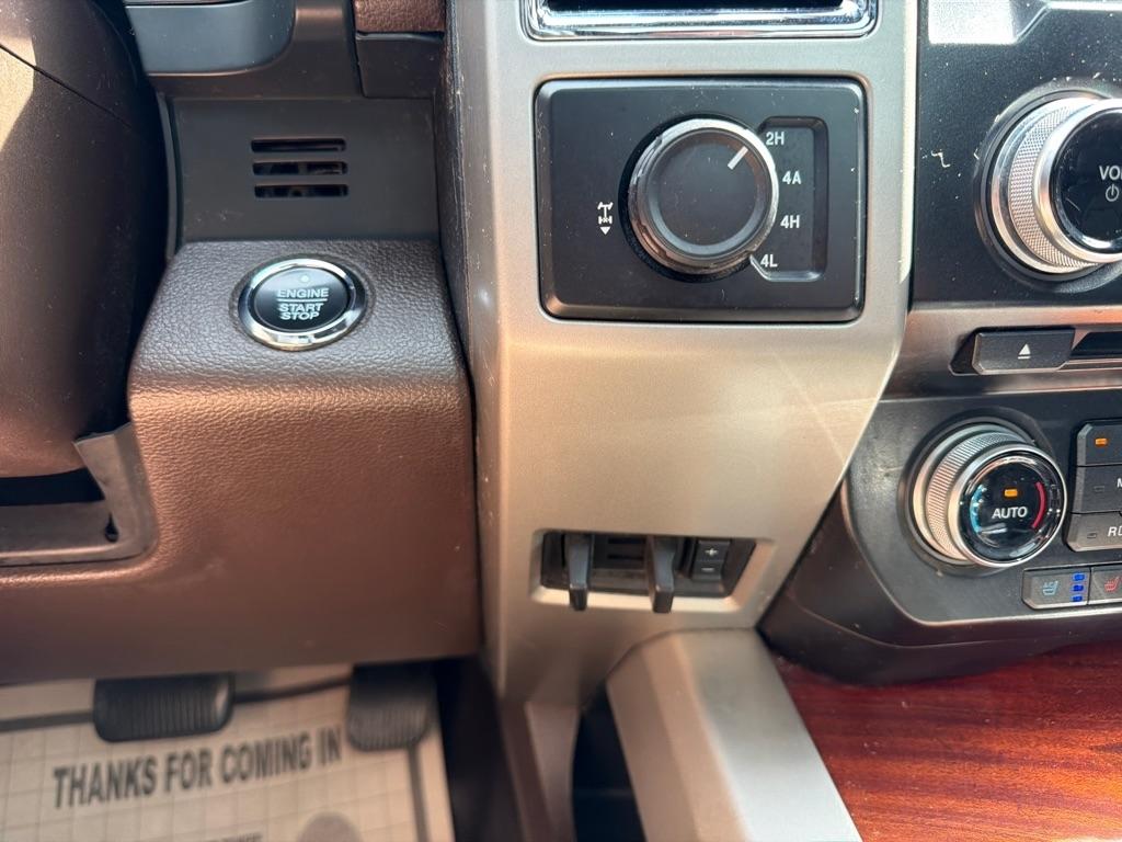 Ford F-150 4WD SuperCrew 145" King Ranch 2015