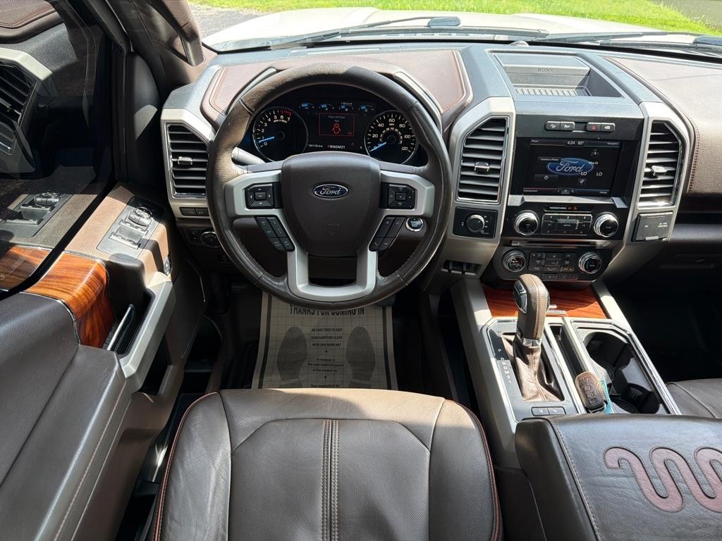 Ford F-150 4WD SuperCrew 145" King Ranch 2015