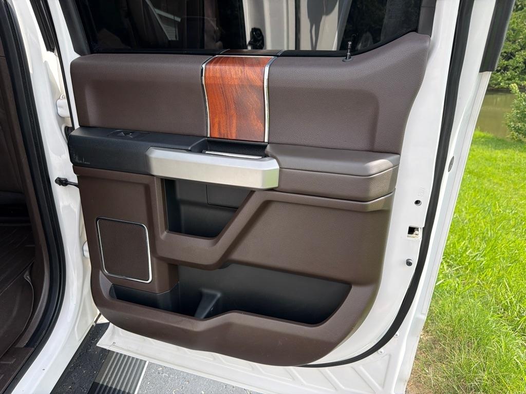 Ford F-150 4WD SuperCrew 145" King Ranch 2015