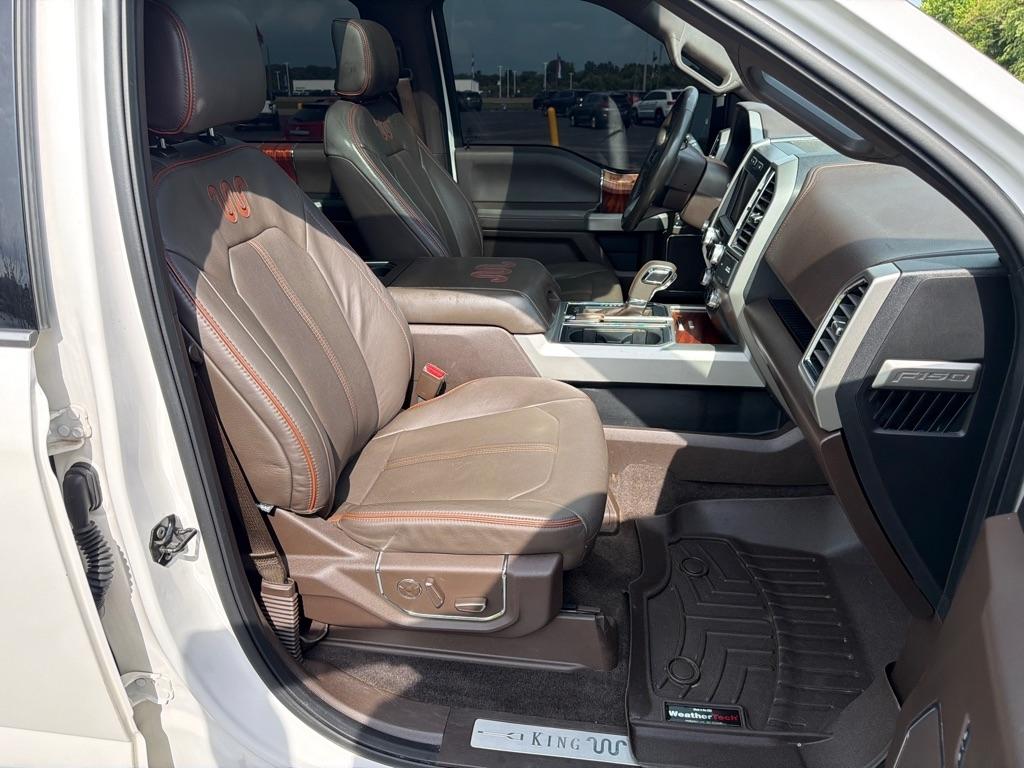 Ford F-150 4WD SuperCrew 145" King Ranch 2015