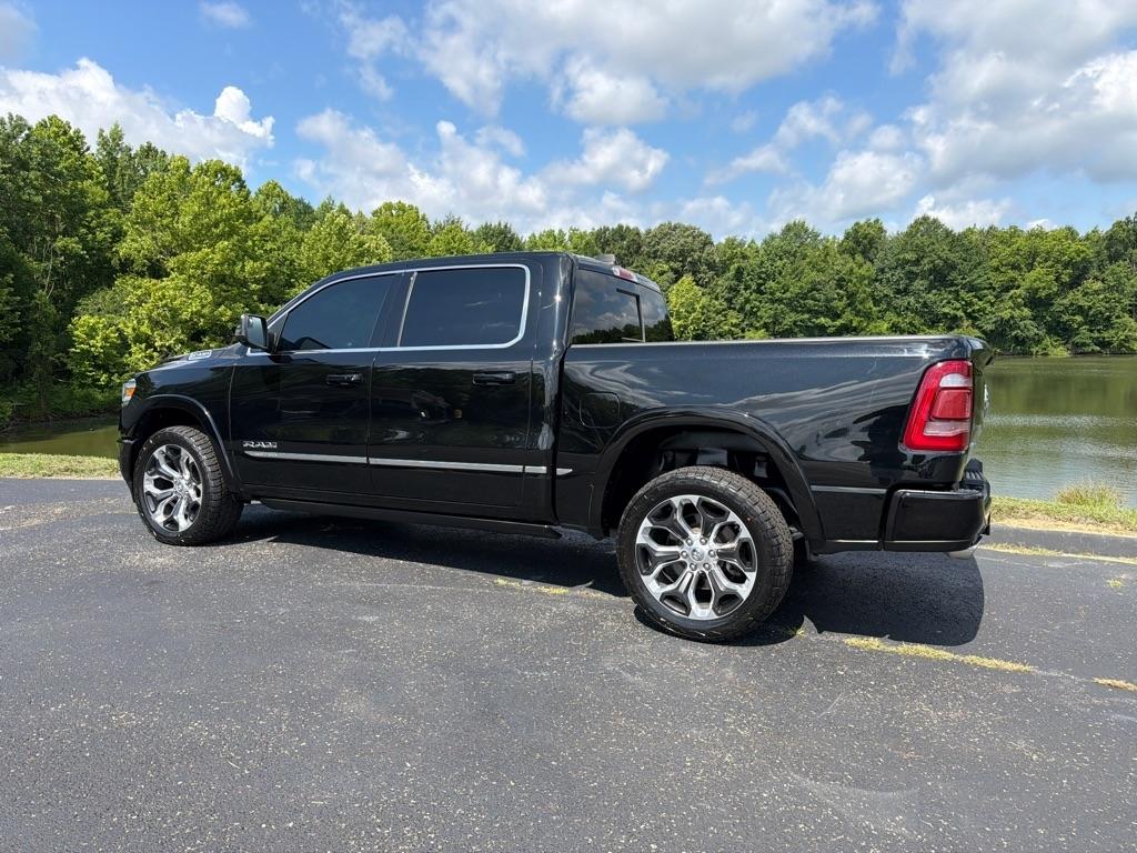 RAM 1500 Limited 4x4 Crew Cab 5'7" Box 2023