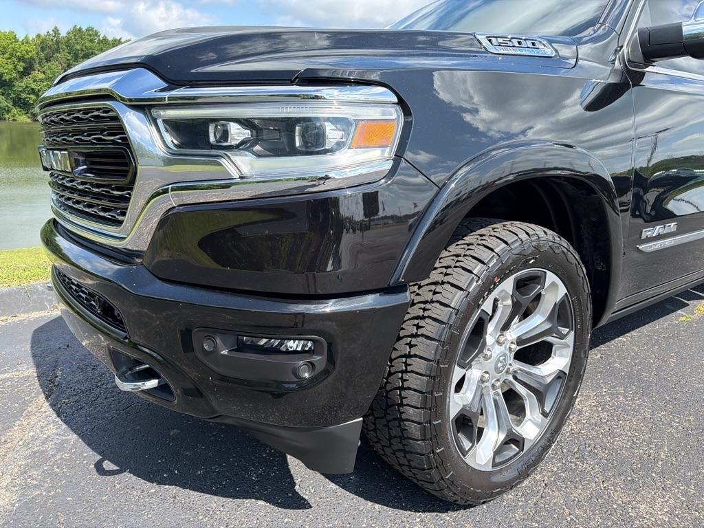 RAM 1500 Limited 4x4 Crew Cab 5'7" Box 2023