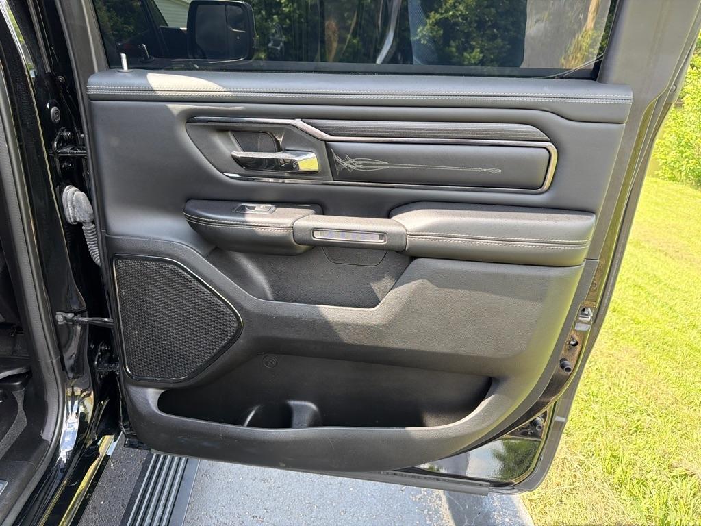 RAM 1500 Limited 4x4 Crew Cab 5'7" Box 2023