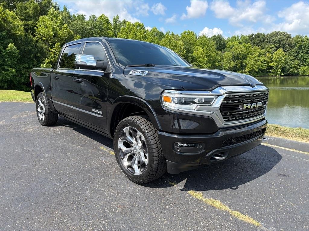 RAM 1500 Limited 4x4 Crew Cab 5'7" Box 2023