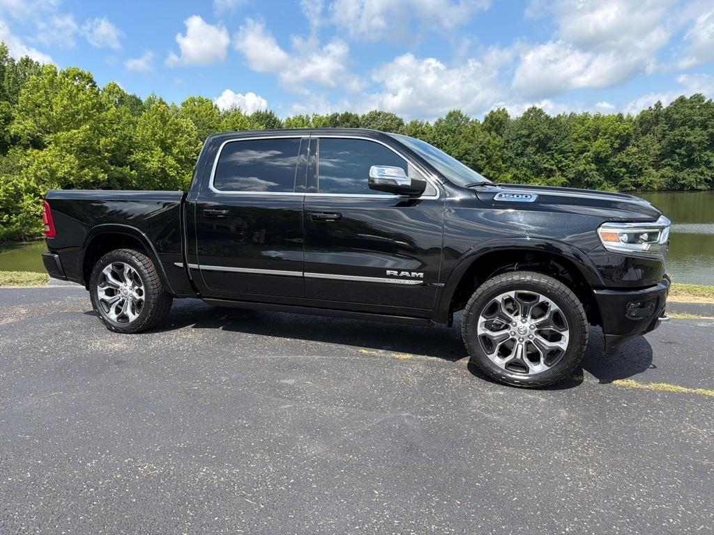 RAM 1500 Limited 4x4 Crew Cab 5'7" Box 2023