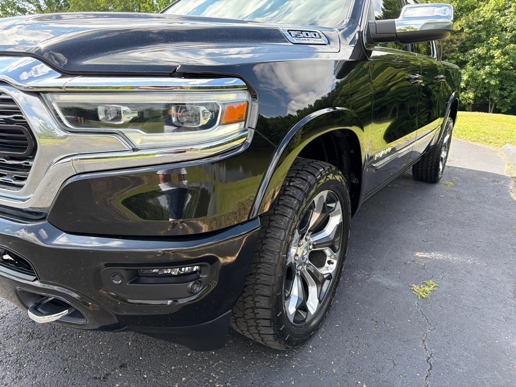 RAM 1500 Limited 4x4 Crew Cab 5'7" Box 2023