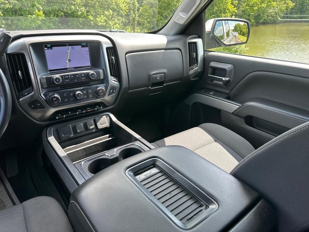 Chevrolet Silverado 1500 4WD Crew Cab 143.5" LT w/2LT 2018