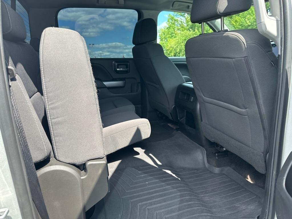 Chevrolet Silverado 1500 4WD Crew Cab 143.5" LT w/2LT 2018