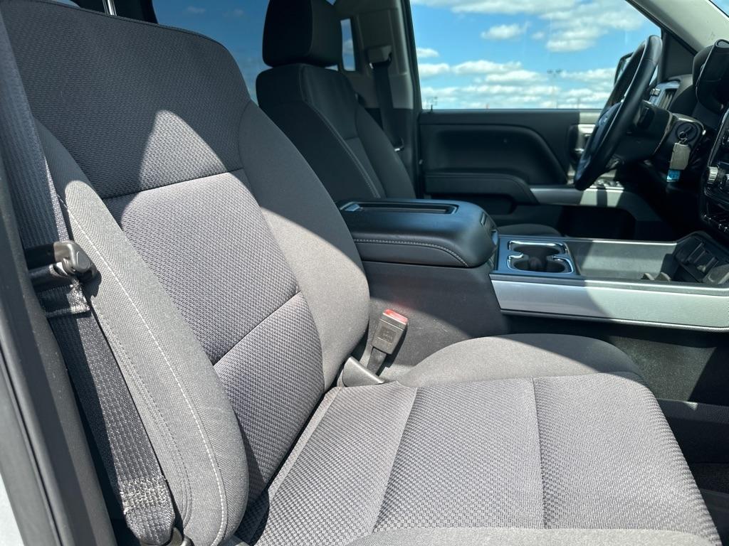 Chevrolet Silverado 1500 4WD Crew Cab 143.5" LT w/2LT 2018