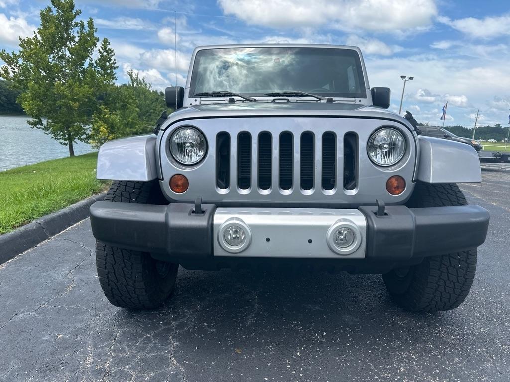 Jeep Wrangler Unlimited 4WD 4dr Sahara 2013