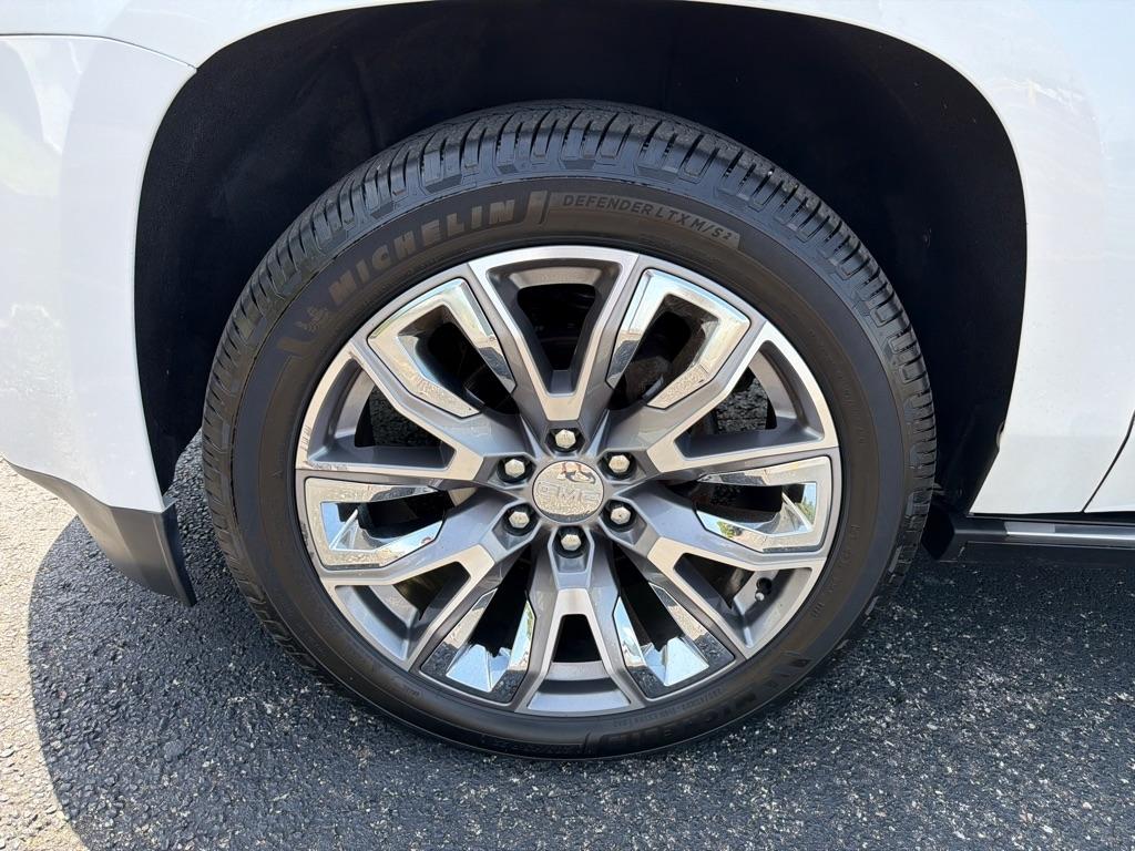 GMC Yukon 4WD 4dr Denali 2017